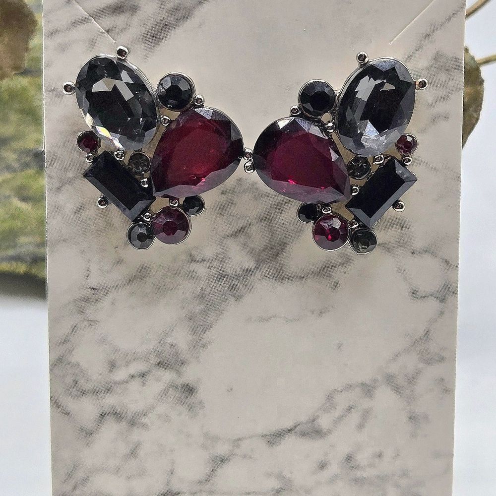 "5/$25" Silvertone Black/Ruby Red Rhinestone Cluster Costume Post  Earrings - Picture 5 of 6